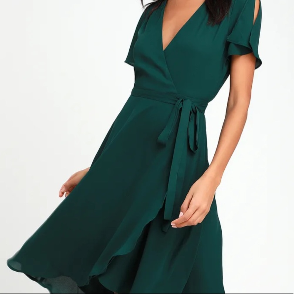 NWT Lulus wrap dress